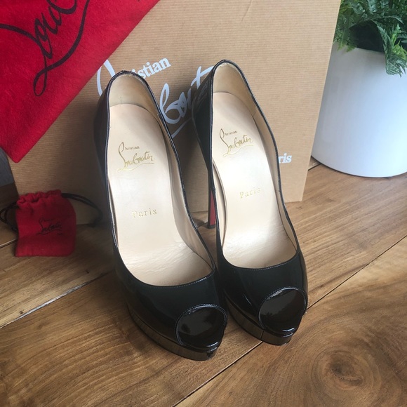 Christian Louboutin heels - Picture 2 of 8